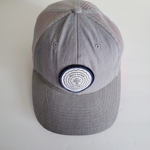 Travis Mathew Snapback Hat Cap - Picture 2 of 8